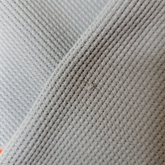 Under Armour Men's Cold Gear Long Sleeve Thermal Shirt Gray/Orange Size 2XL - Picture 7 of 7